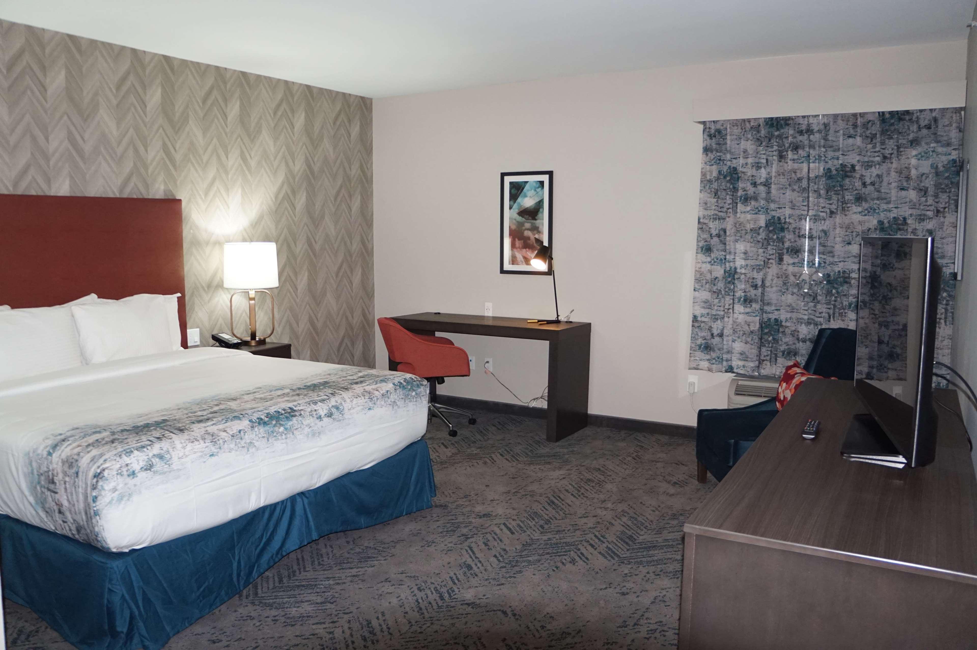 יולס La Quinta Inn & Suites Dfw West-Glade-Parks מראה חיצוני תמונה