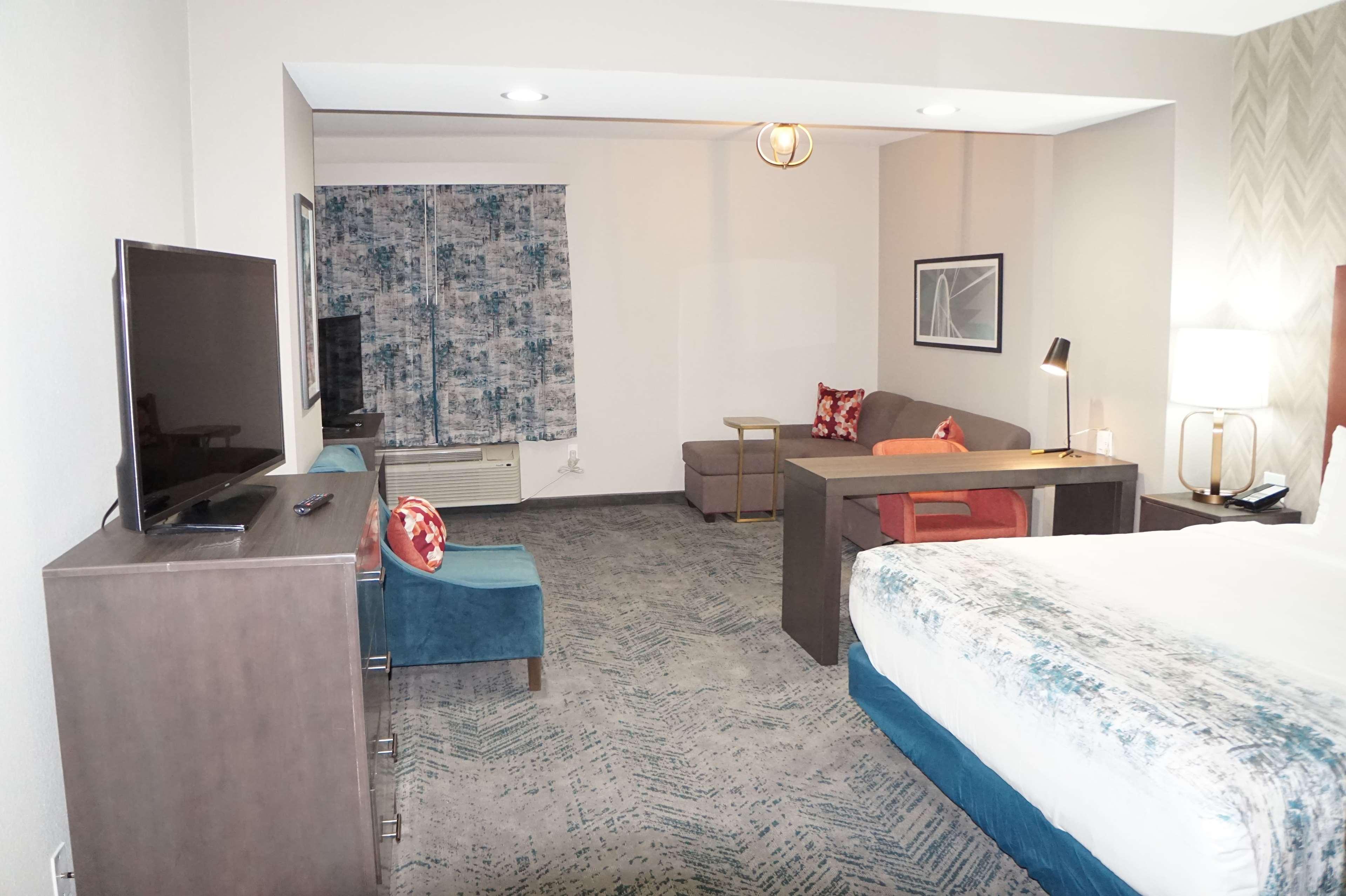 יולס La Quinta Inn & Suites Dfw West-Glade-Parks מראה חיצוני תמונה
