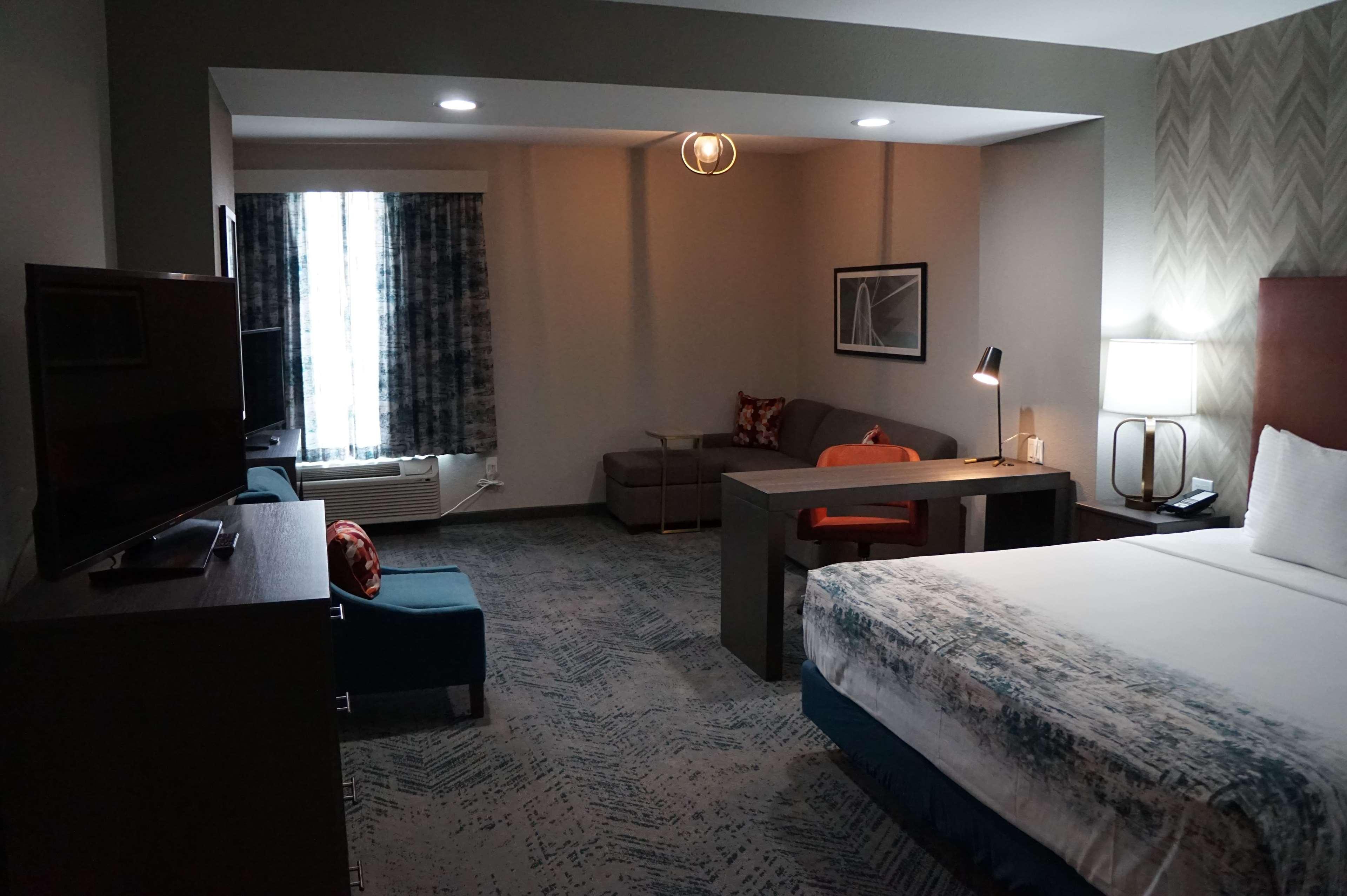 יולס La Quinta Inn & Suites Dfw West-Glade-Parks מראה חיצוני תמונה