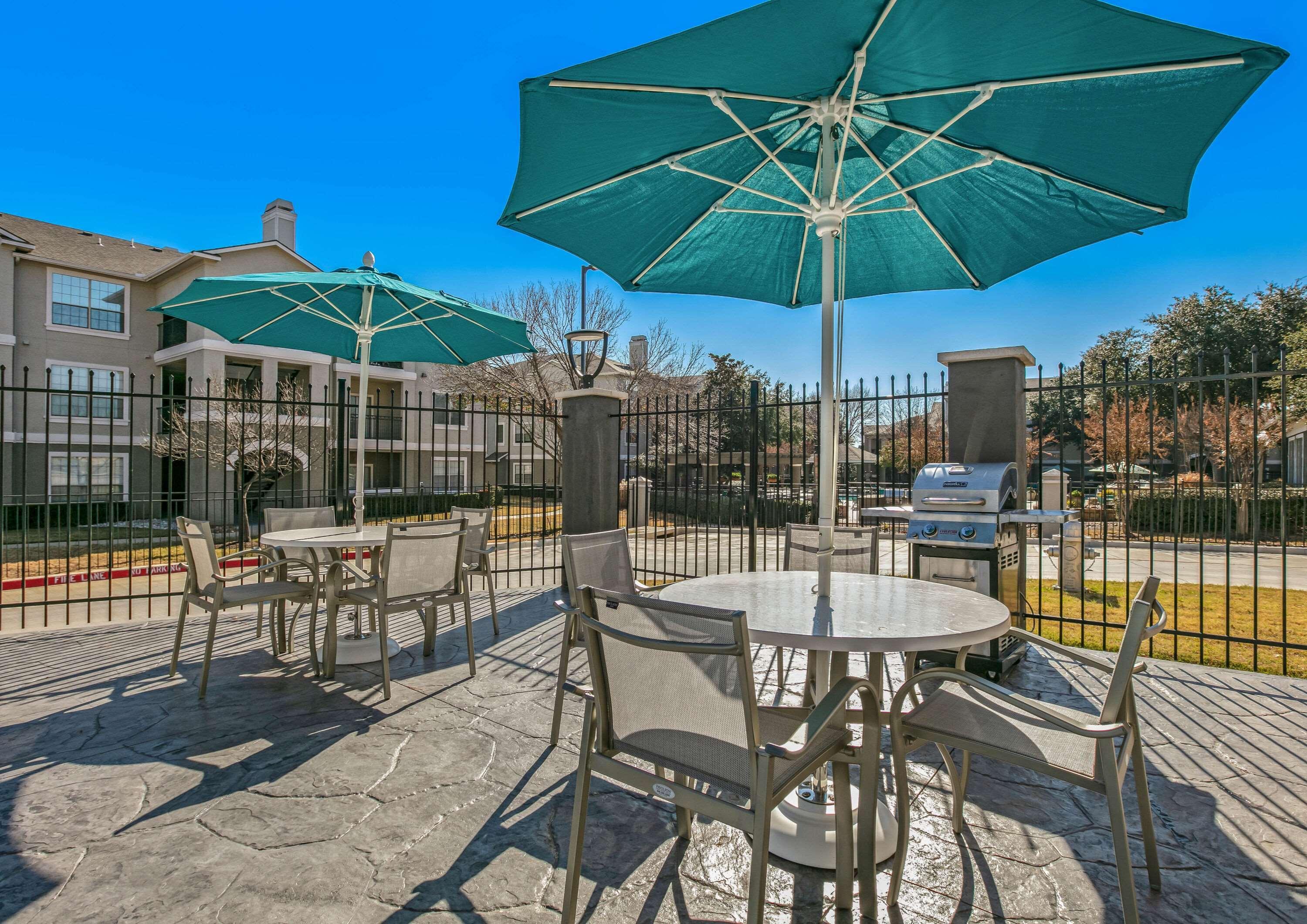 יולס La Quinta Inn & Suites Dfw West-Glade-Parks מראה חיצוני תמונה