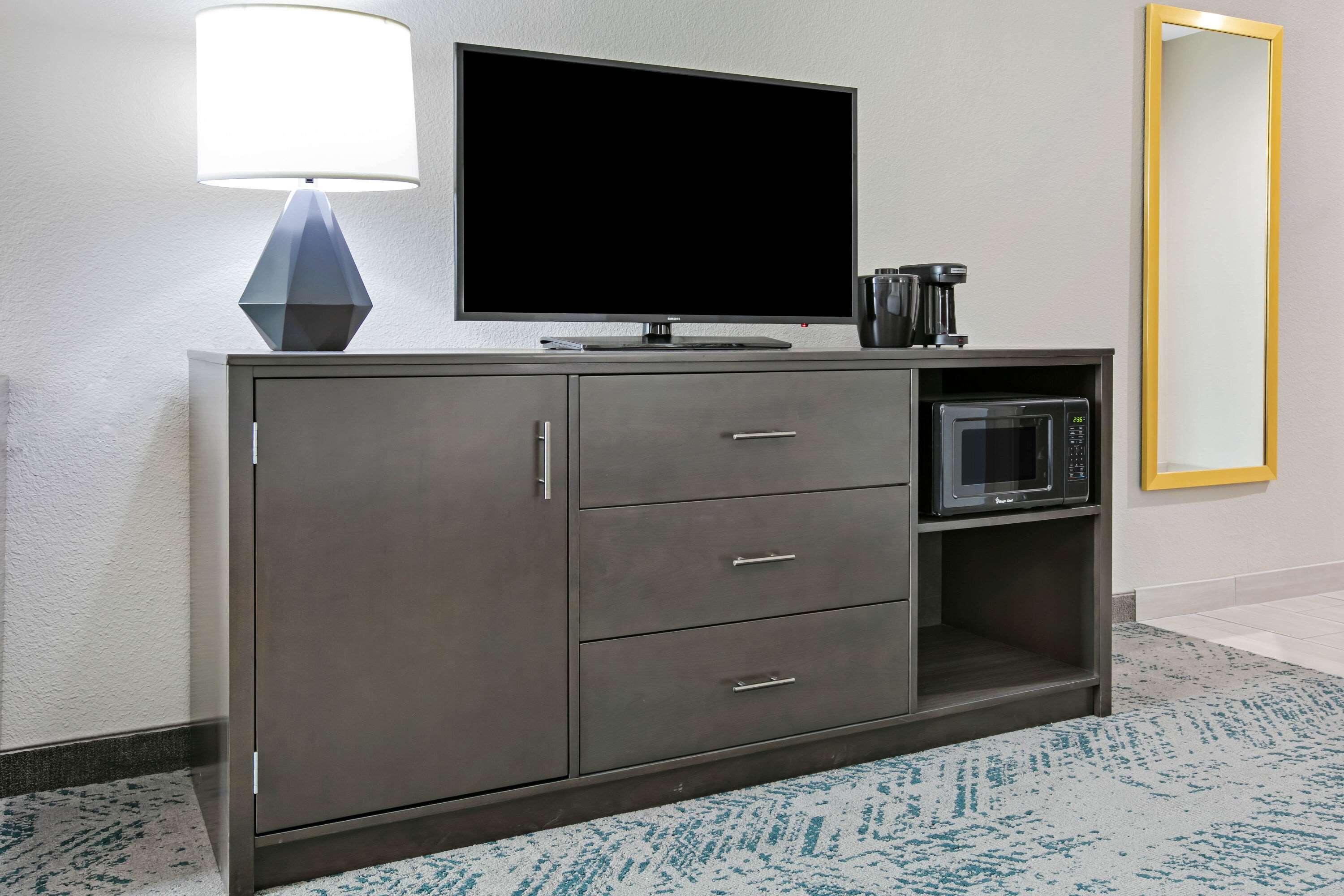 יולס La Quinta Inn & Suites Dfw West-Glade-Parks מראה חיצוני תמונה